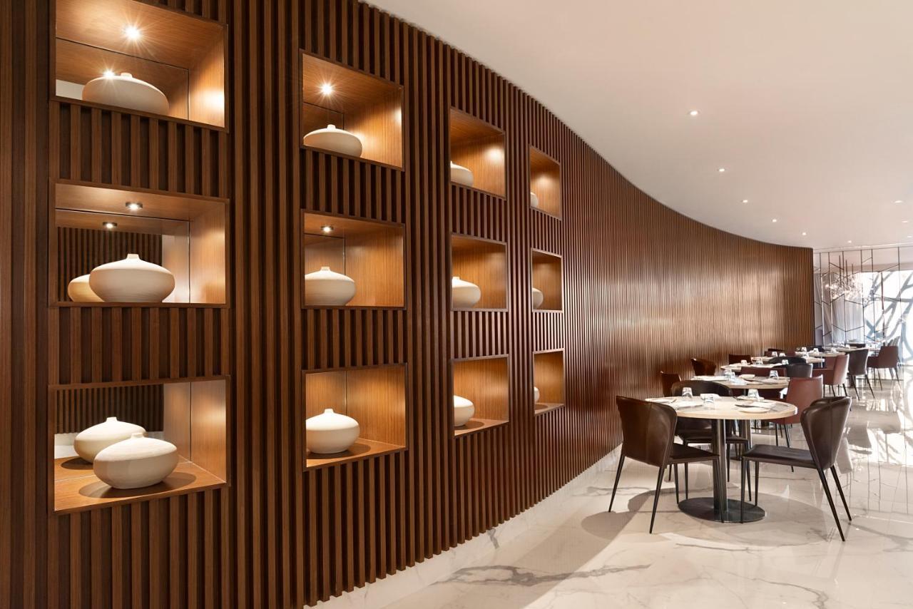 Asiana Grand Hotel Dubai Esterno foto Interior of the restaurant